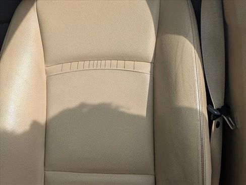 Used 2015 BMW 528i Sedan image 12