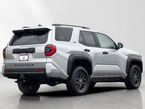 New 2026 Toyota 4Runner SR5 image 3