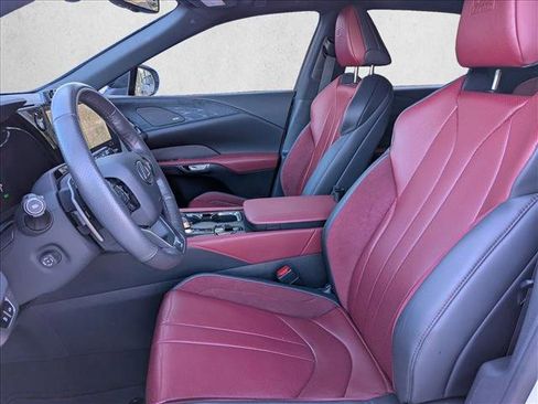 Used 2024 Lexus RX 500h F Sport image 10