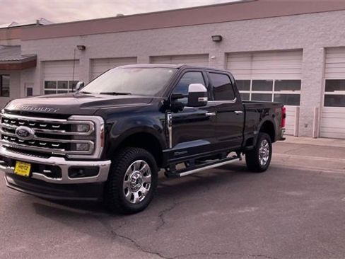 Used 2024 Ford F350 Lariat image 5