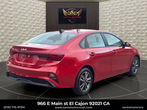 Used 2023 Kia Forte LXS FWD image 4