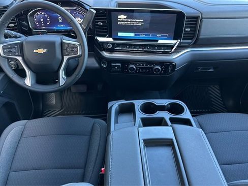 New 2026 Chevrolet Silverado 2500 LT image 18