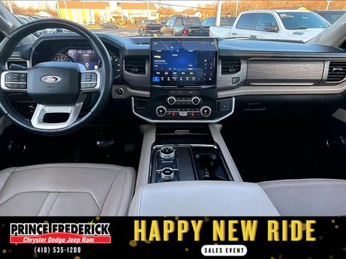 Used 2024 Ford Expedition Max Limited image 12