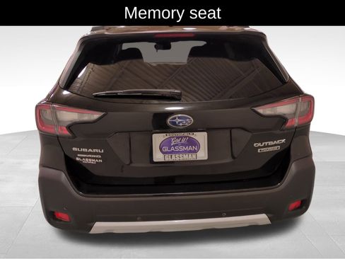 Used 2023 Subaru Outback Touring image 6