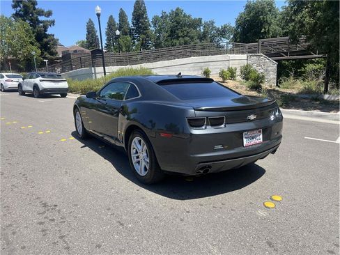 Used 2013 Chevrolet Camaro LT RWD image 5