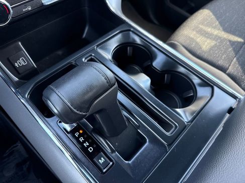 Used 2025 Ford F150 XLT w/ Equipment Group 301A Standard image 22