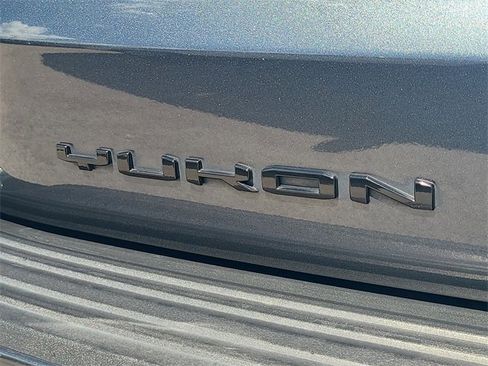 Used 2021 GMC Yukon Denali w/ LPO, Illumination Package image 9