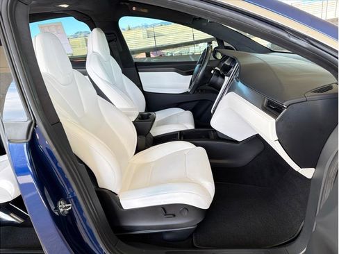 Used 2018 Tesla Model X 100D image 15