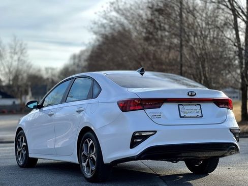 Used 2021 Kia Forte LXS image 7