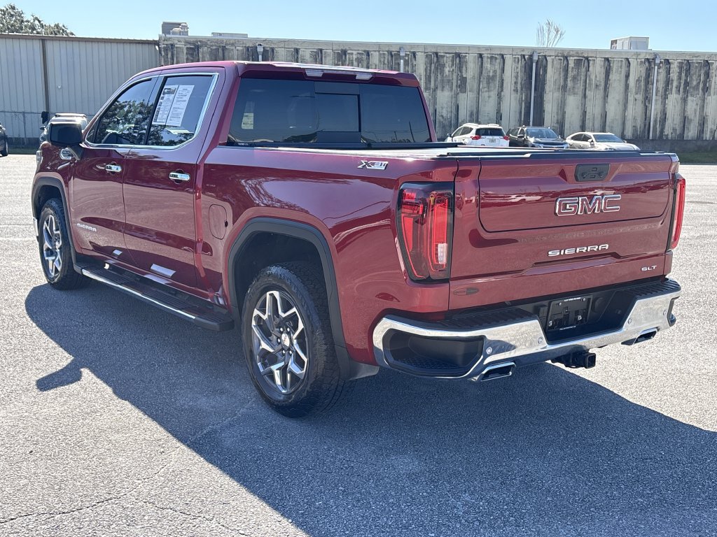 Used 2025 GMC Sierra 1500 SLT w/ SLT Premium Plus Package AWD/4WD image 5