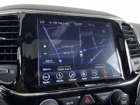Used 2019 Jeep Grand Cherokee Altitude AWD/4WD image 16