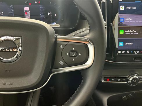 Used 2025 Volvo XC40 B5 Core w/ Protection Package Premier image 21