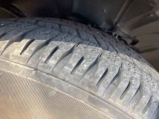 Used 2015 RAM 1500 Limited AWD/4WD image 6