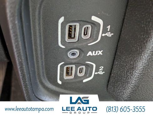 Used 2022 RAM 3500 Big Horn AWD/4WD image 16