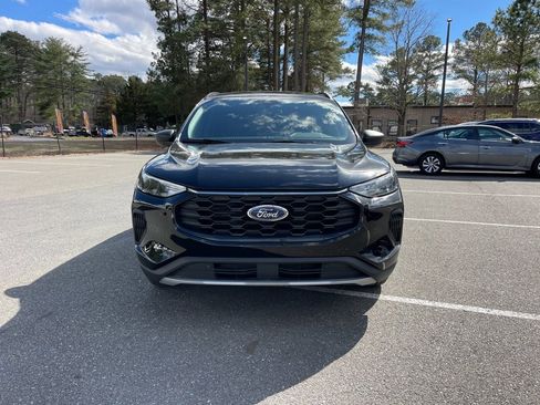 Used 2025 Ford Escape ST-Line image 3