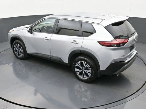 Used 2022 Nissan Rogue SV FWD image 32