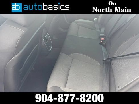 Used 2015 Dodge Charger SE w/ Power Sunroof Group RWD image 19