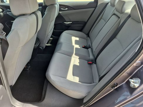Used 2018 Honda Civic EX image 22