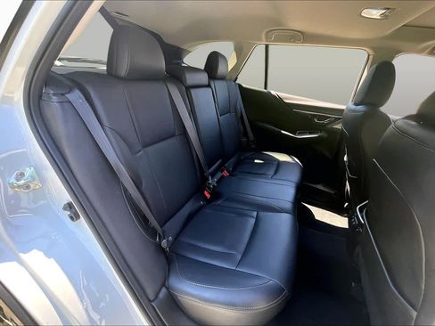 Used 2022 Subaru Outback Limited AWD/4WD image 21