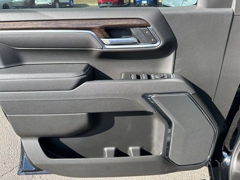 Used 2026 GMC Sierra 1500 Elevation image 15