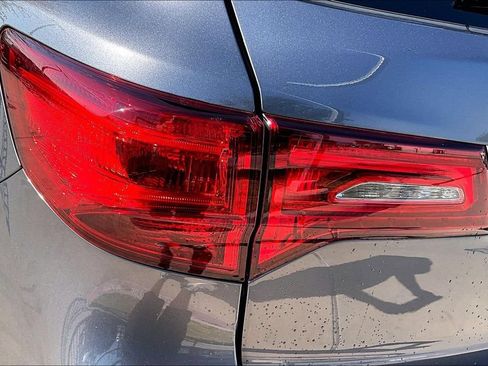 Certified 2018 Acura MDX FWD w/ Technology Package image 36