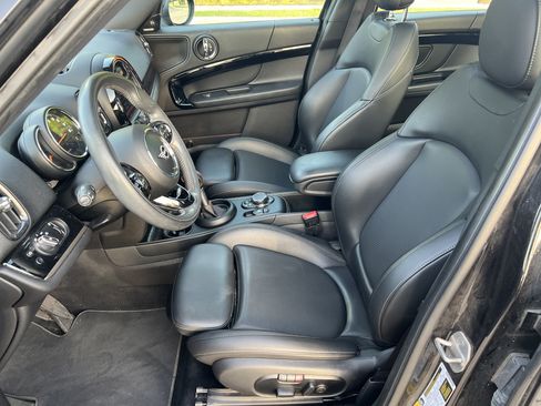 Used 2019 MINI Cooper Countryman S w/ Yin Yang Edition FWD image 15