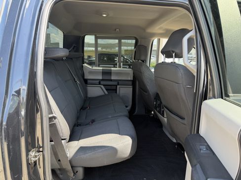 Used 2018 Ford F150 XL w/ Equipment Group 101A Mid AWD/4WD image 24