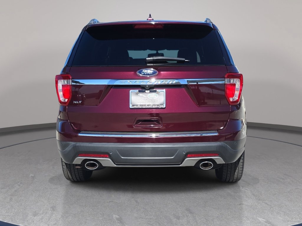 Used 2018 Ford Explorer XLT w/ Equipment Group 202A FWD image 7