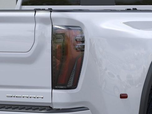 New 2026 GMC Sierra 3500 Denali w/ LPO, Black Badging Package AWD/4WD image 11