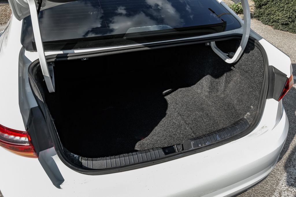 Used 2019 Volkswagen Jetta R-Line FWD image 64