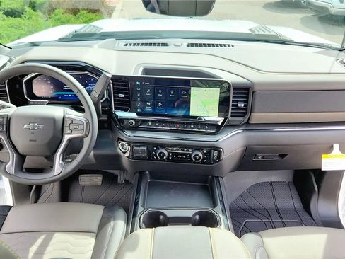 New 2026 Chevrolet Silverado 2500 ZR2 image 34