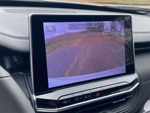 New 2026 Jeep Compass Latitude image 18