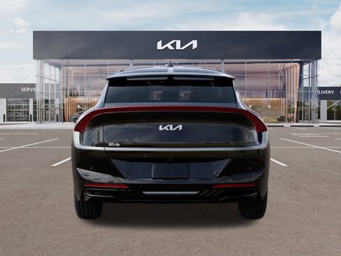 New 2025 Kia EV6 Wind image 5