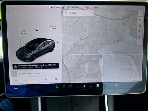 Used 2020 Tesla Model 3 Standard Range Plus image 16