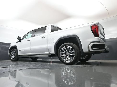 Used 2023 GMC Sierra 1500 Denali w/ Denali Reserve Package AWD/4WD image 50