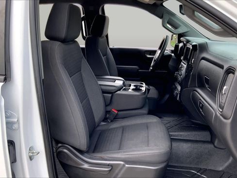 Used 2023 Chevrolet Silverado 1500 Custom RWD image 9