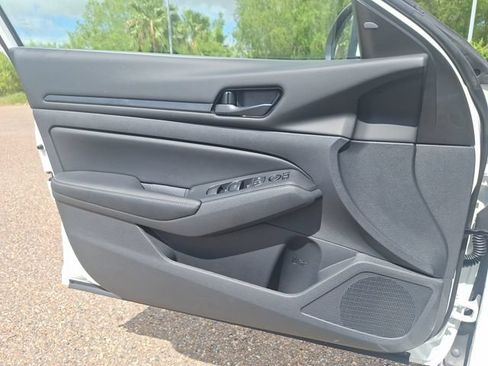 New 2026 Nissan Altima 2.5 SV w/ SV Special Edition Package FWD image 10