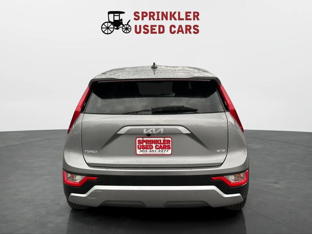 Used 2023 Kia Niro LX FWD image 5