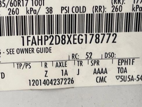 Used 2014 Ford Taurus SE image 15