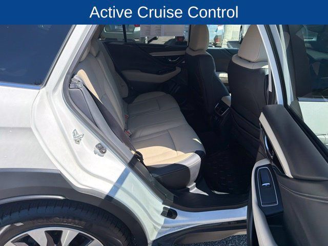 Used 2025 Subaru Outback Limited AWD/4WD image 11