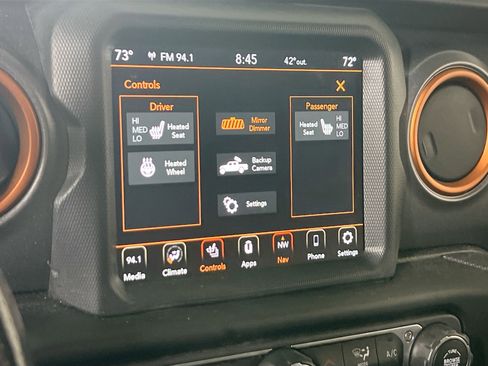 Used 2022 Jeep Gladiator Mojave w/ Cold Weather Group image 20