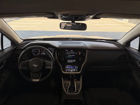 Used 2025 Subaru Outback Premium image 19