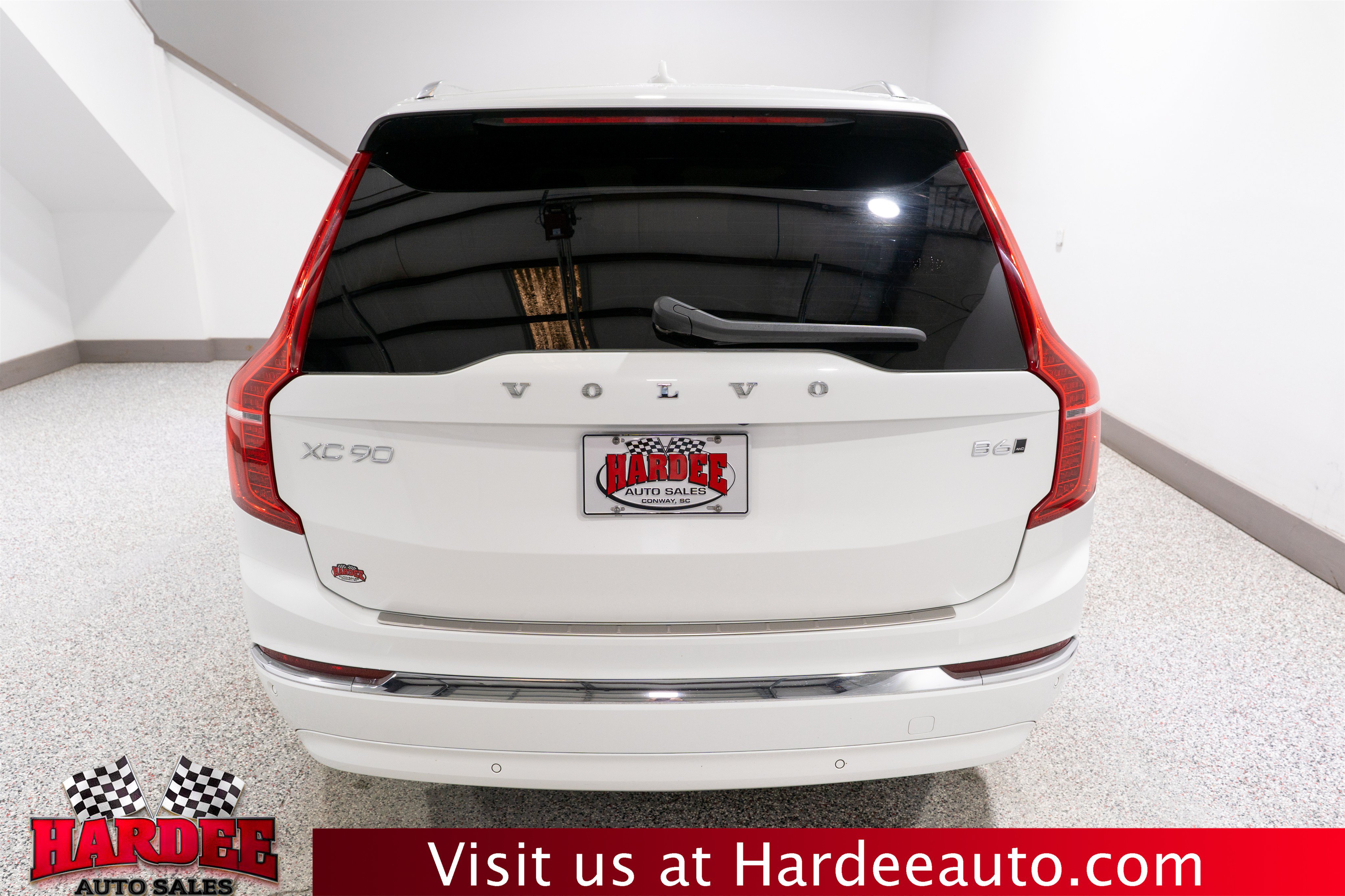 Used 2023 Volvo XC90 B6 Plus w/ Protection Package Premier AWD/4WD image 4