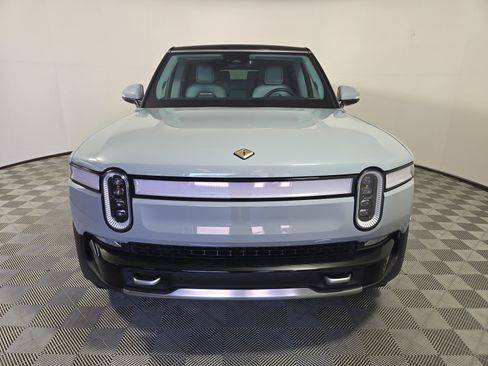 Used 2024 Rivian R1S Adventure AWD/4WD image 8