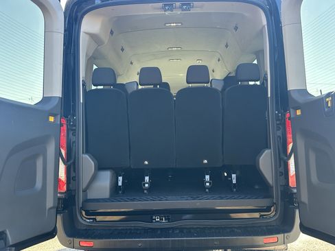 Used 2024 Ford Transit 350 XLT image 21