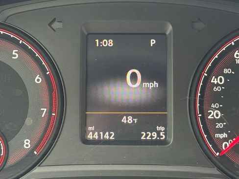 Used 2020 Volkswagen Passat 2.0T SEL image 11