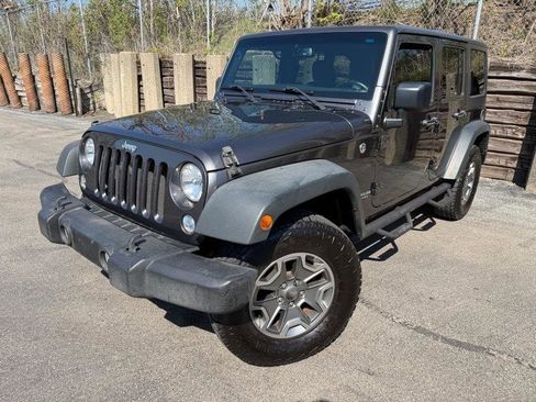 Used 2016 Jeep Wrangler Unlimited Rubicon w/ Connectivity Group AWD/4WD image 1