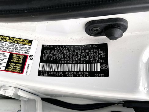 Certified 2022 Toyota Avalon Limited image 19