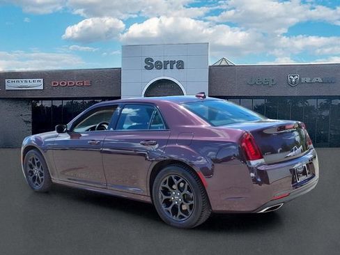 Used 2021 Chrysler 300 Touring L w/ Popular Equipment Group AWD/4WD image 4