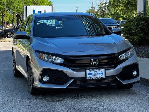 Used 2019 Honda Civic EX image 2